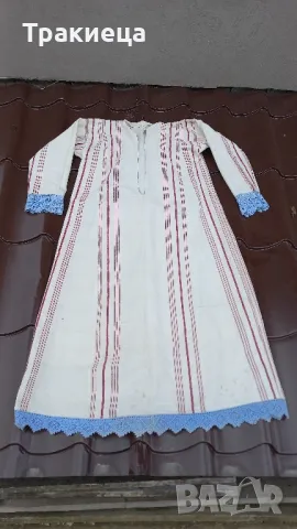 СТАРА ЖЕНСКА РИЗА НОСИЯ , снимка 1