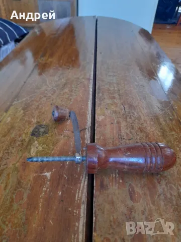 Стар кухненски инструмент за рязане на спирали