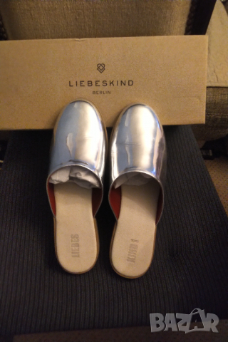 Liebeskind Berlin Нови естествена кожа 