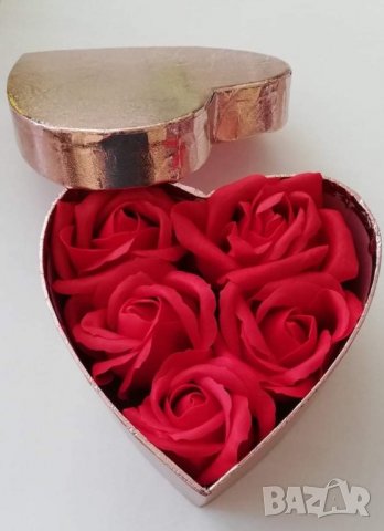 🌹Сапунени Рози в Кутийка Сърце!🌹, снимка 1 - Подаръци за жени - 35694063