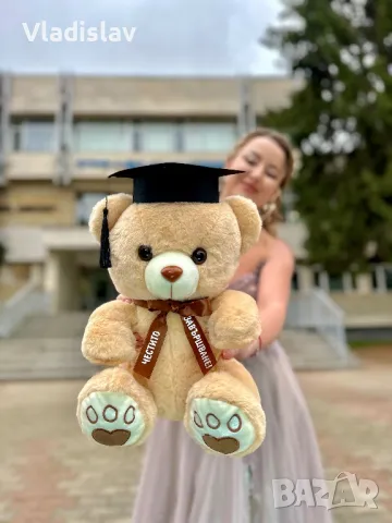 Плюшено мече Абитуриент в два размера, снимка 1