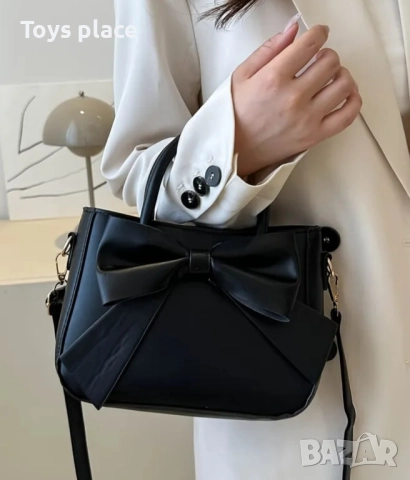 Нова много симпатична малка чанта с панделка, черна чанта , снимка 2 - Чанти - 51775191