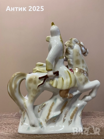 Винтидж порцеланова фигурка от СССР „Будьоновец на кон“, снимка 2 - Антикварни и старинни предмети - 52323333