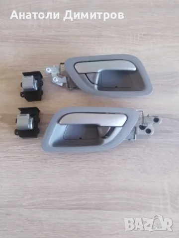 продавам части за предни и задни врата на хонда фрв , снимка 7 - Аксесоари и консумативи - 50241960