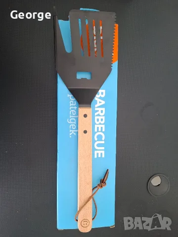 Шпатула за барбекю (Barbecue Spatula) от марката Coolblue., снимка 5 - Барбекюта - 55735143