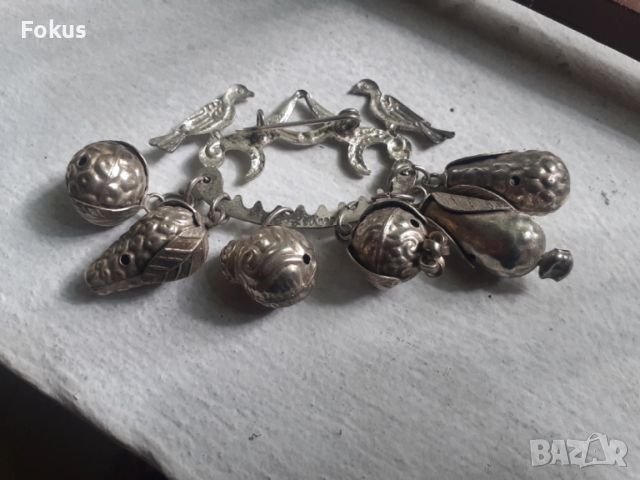 Брошка - накит с пиленца, снимка 5 - Антикварни и старинни предмети - 53327044