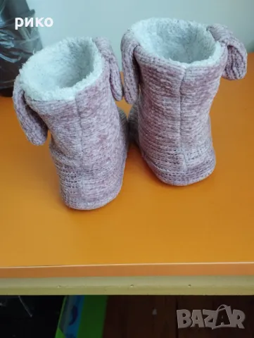 Пантофи , снимка 13 - Детски пантофи - 47642801