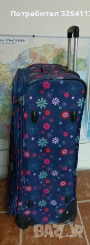Куфар голям с дръжка на колела, снимка 4 - Куфари - 53229602