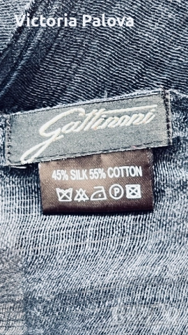 Италиански шал GATTINONI коприна 45% и памук 55%, снимка 6 - Шалове - 52224757