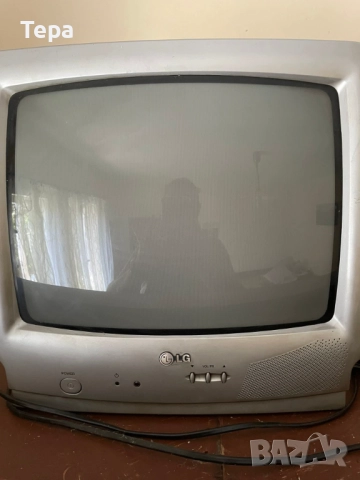 Телевизор LG, снимка 2 - Телевизори - 51743839