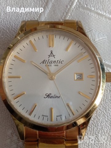 Часовник Атлантик златно покритие, снимка 1 - Антикварни и старинни предмети - 44178375