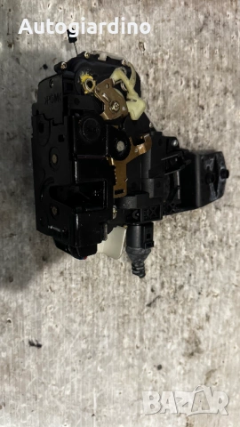 Брава за врата на VW - 6X1837013C, снимка 2 - Части - 53144174