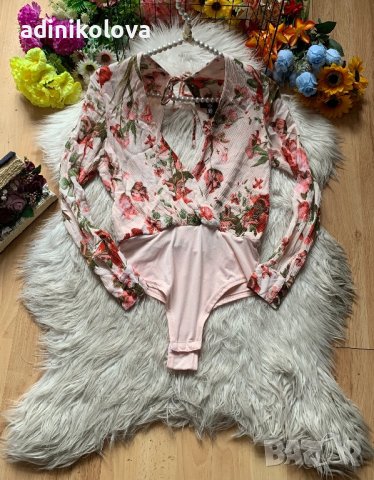 Боди на цветя Missguided, снимка 1 - Блузи с дълъг ръкав и пуловери - 41931957