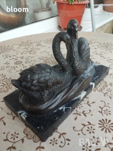 Скулптура лебеди, снимка 4 - Статуетки - 50982442
