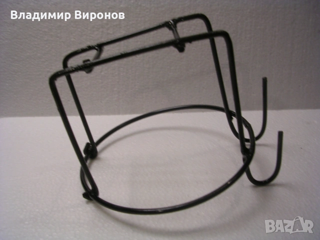 Метална стойка  за саксия за парапед, снимка 3 - Стайни растения - 53863085