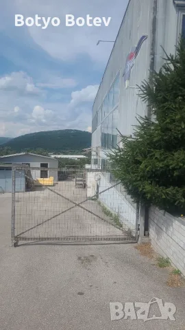 Бизнес сграда - Търговски обект с пройзводственно помещение, снимка 5 - Други - 55929716