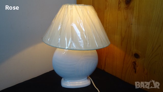 Ретро настолна лампа – порцелан., снимка 1 - Настолни лампи - 44231951