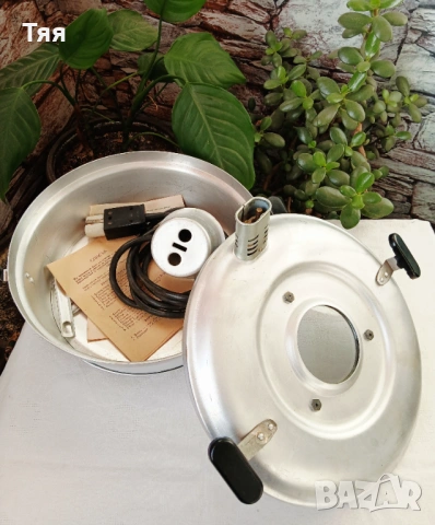 НОВА електрическа тенджера 