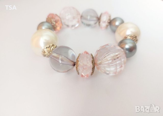 Красива винтидж гривна с маниста, снимка 4 - Гривни - 41921294