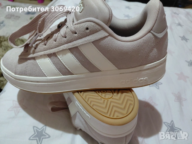 Дамски кецове Adidas, 55€, снимка 8 - Дамски ежедневни обувки - 53624198