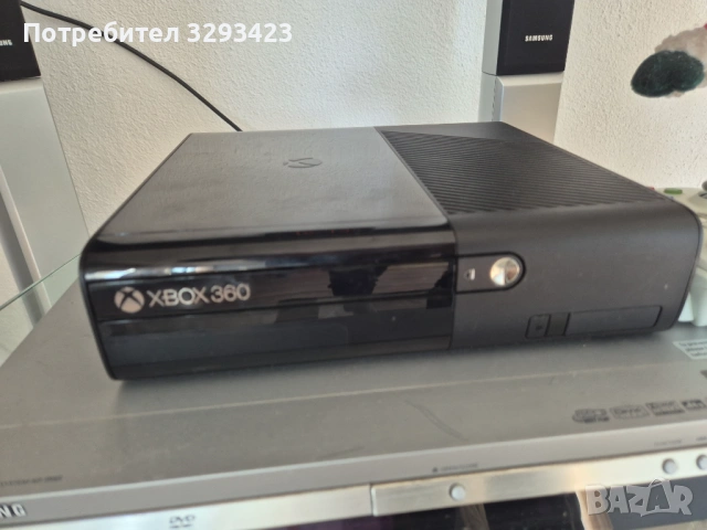 Xbox 360 E, снимка 3 - Xbox конзоли - 53827809
