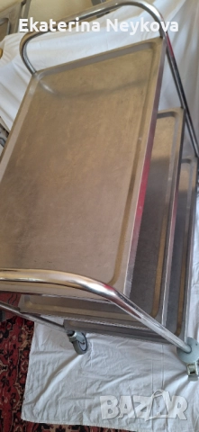 Сервизна количка