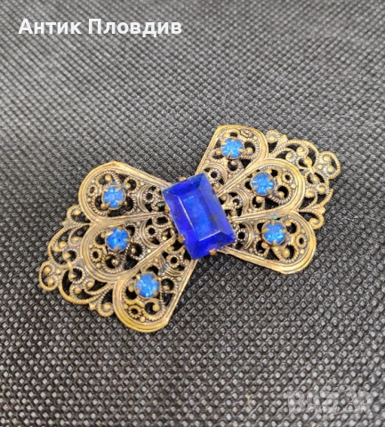 Старинна филигран брошка със син кристал – винтидж бижу, снимка 5 - Други - 53719032