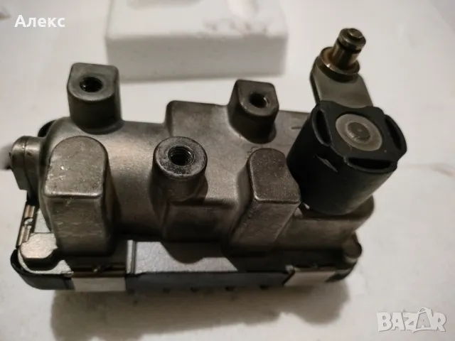 Актуатор HELLA 712120 / 6NW 009 660, снимка 5 - Части - 49184575