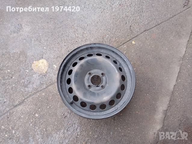 Продавам 4броя джанти железни 4/100/15  за Рено Клио 3 и 4 среден отвор 60.1, снимка 3 - Гуми и джанти - 52591013