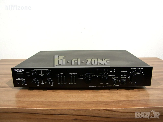 Предусилвател Kenwood basic c2 /1 , снимка 2 - Ресийвъри, усилватели, смесителни пултове - 53044979