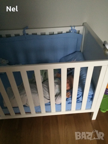 Бебешко/детско дървено креватче, снимка 2 - Бебешки легла и матраци - 47556432