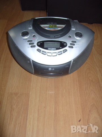 Радио, CD, касетофон LG LPC-LM340A