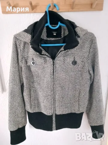 Дамско зимно яке р-S, снимка 2 - Якета - 48479696