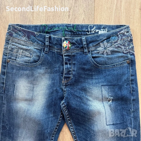 Desigual дамски слим тесни дънки размер 28, снимка 2 - Дънки - 53867999