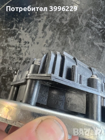 A2058202801 Машинка/моторче багажник Мерцедес, снимка 3 - Части - 52915897