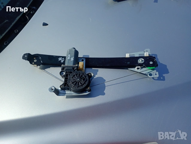 Заден десен стъклоповдигач Volvo S60 S80 V70 CX70 