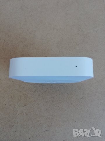 Apple Airport Express, снимка 5 - Рутери - 41820375