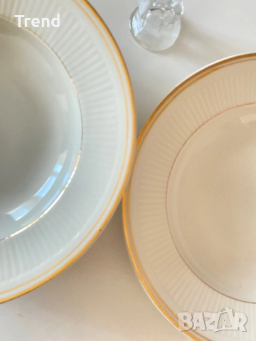 Порцелан 9 чинии! Топ цена! , снимка 2 - Сервизи - 52799680