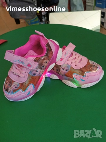 Детски светещи маратонки