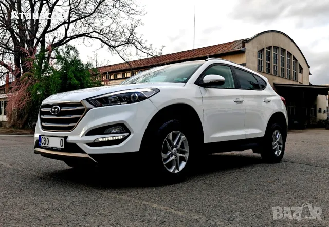 Hyundai Tucson 1.7 start-stop, снимка 6 - Автомобили и джипове - 50211749