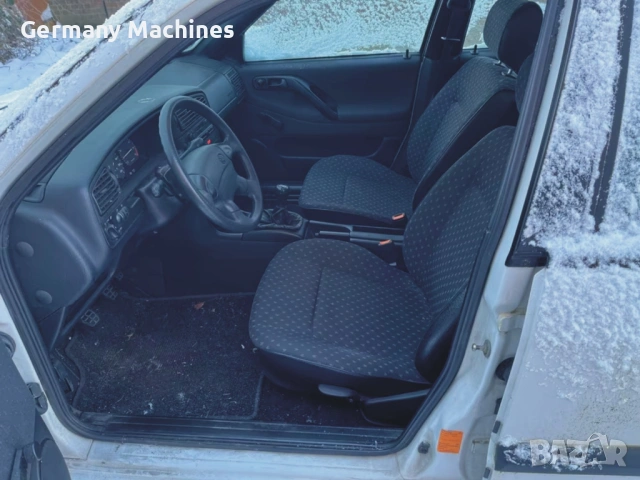 ЧАСТИ Фолксвагел ПАСАТ 1993-1997г. Volkswagen Passat тип-B4, бензин 1800куб, механична инжекция, 81к, снимка 5 - Части - 53732894