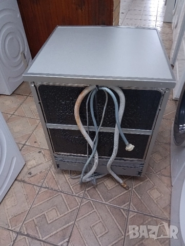 Сива свободно стояща съдомиялна 60см Бош Bosch 12 комплекта с 2 години гаранция!, снимка 7 - Съдомиялни - 51802817