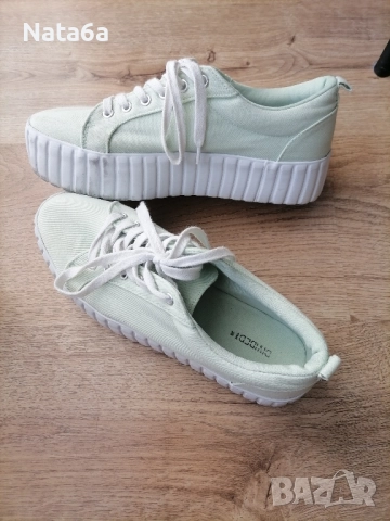 Маратонки Nike 37.5 и Кецове HM 38, снимка 8 - Маратонки - 52377046