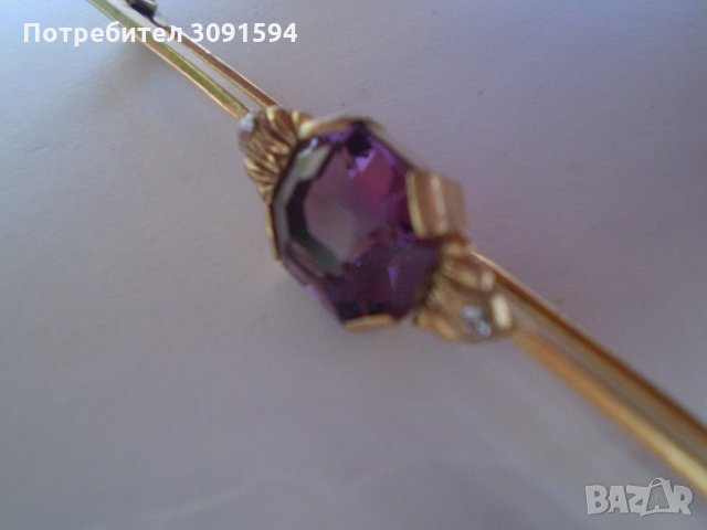Старинна позлатена игла брошка с аметист