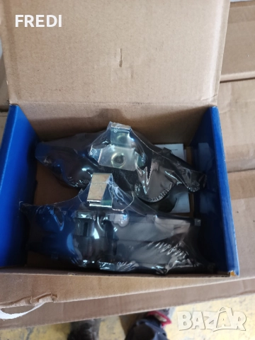 Накладки за Спринтер 95-06 г., снимка 2 - Части - 52879512