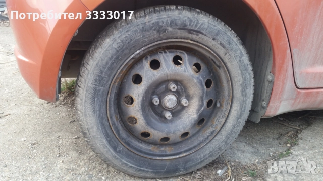 зимни гуми 185/60R16, снимка 5 - Гуми и джанти - 52661413