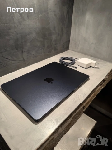 100% battery! КАТО ЧИСТО НОВ Macbook Air M4 Midnight 13", снимка 3 - Лаптопи за работа - 53842351
