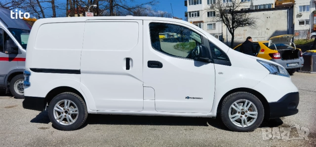 Електрически Nissan e-NV200, снимка 4 - Автомобили и джипове - 53808074