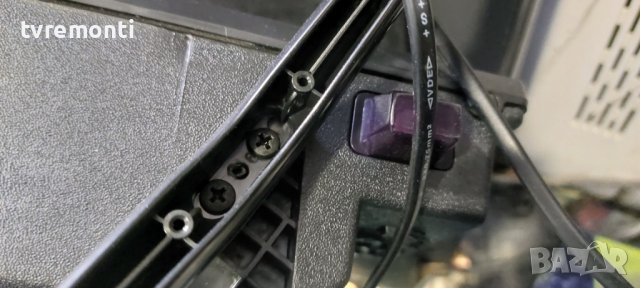 оригинална стойка за телевизор CROWN модел 32T219, снимка 4 - Части и Платки - 39093568