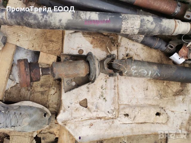 Дълъг Кардан задвижващ вал Мерцедес МЛ270 ML270 Mercedes W163 автомат, снимка 2 - Части - 42554781